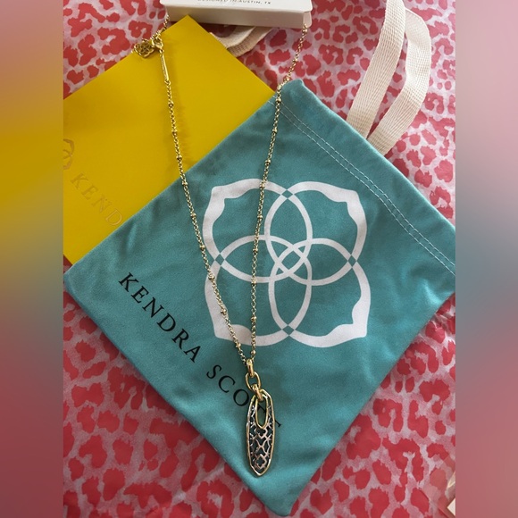 Kendra Scott Janie Small Long Pendant Necklace - Gold/Silver nwt - Picture 5 of 6